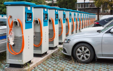 新能源汽車距離充電自由還有多遠 汽車充電設備的研發(fā)與挑戰(zhàn)