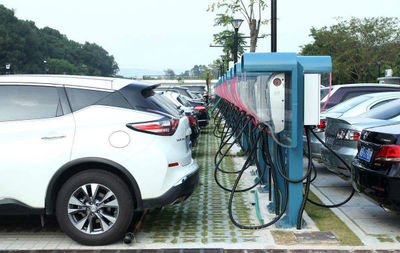 新能源汽車稅收政策優(yōu)惠及充電設備研發(fā)概述